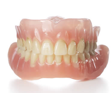 The Advantages of Hybrid Dentures